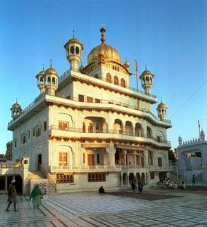 AKALTAKHT